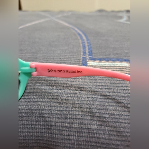 Barbie ORIGINAL STORE Merchandise Rimless Sunglasses - Picture 5 of 6